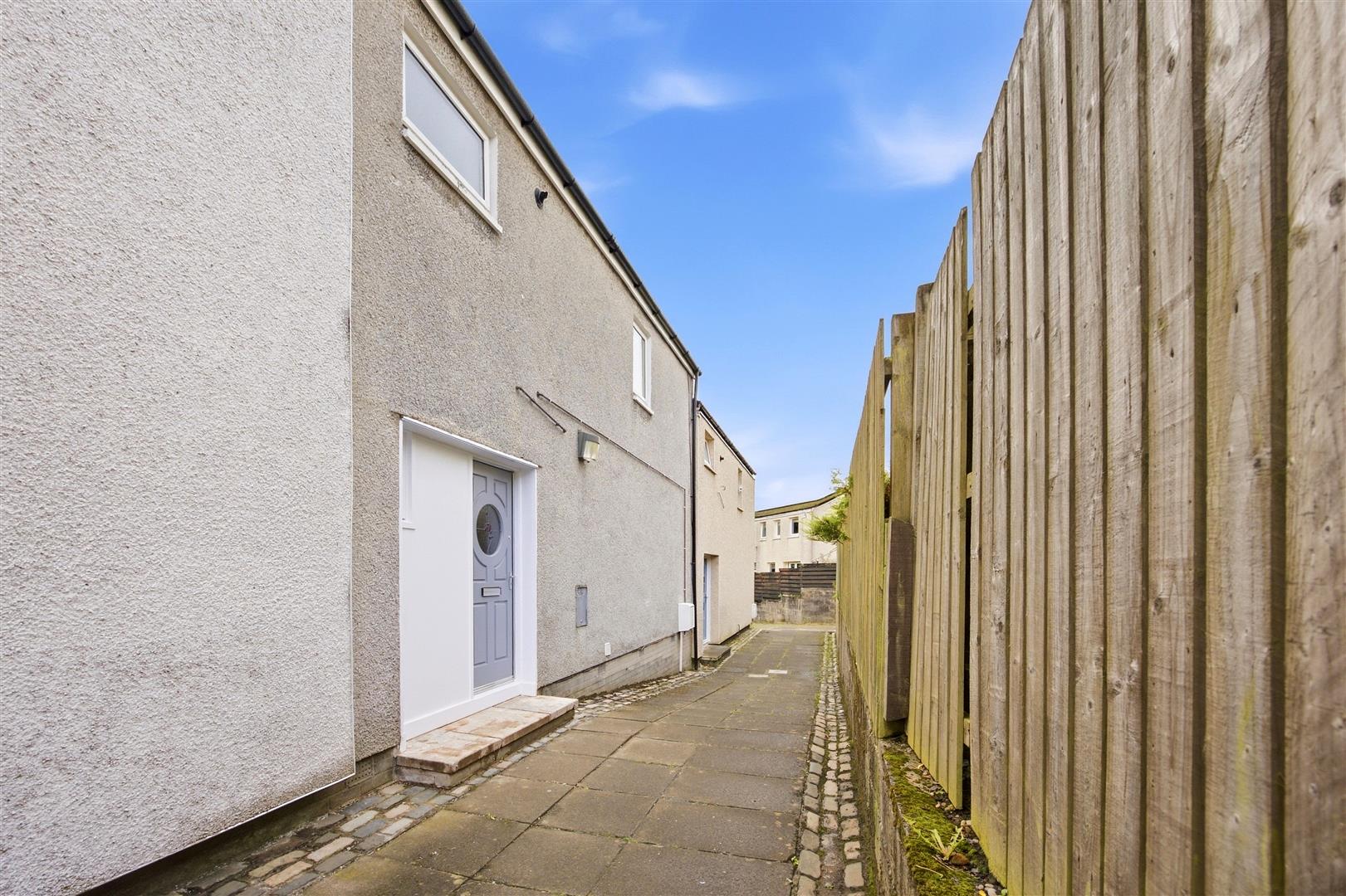 House Melrose Road in Cumbernauld