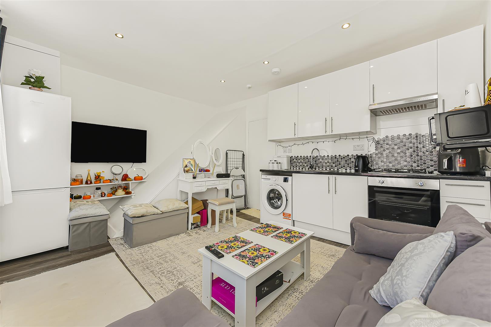 Flat Seven Sisters Road in Greater London