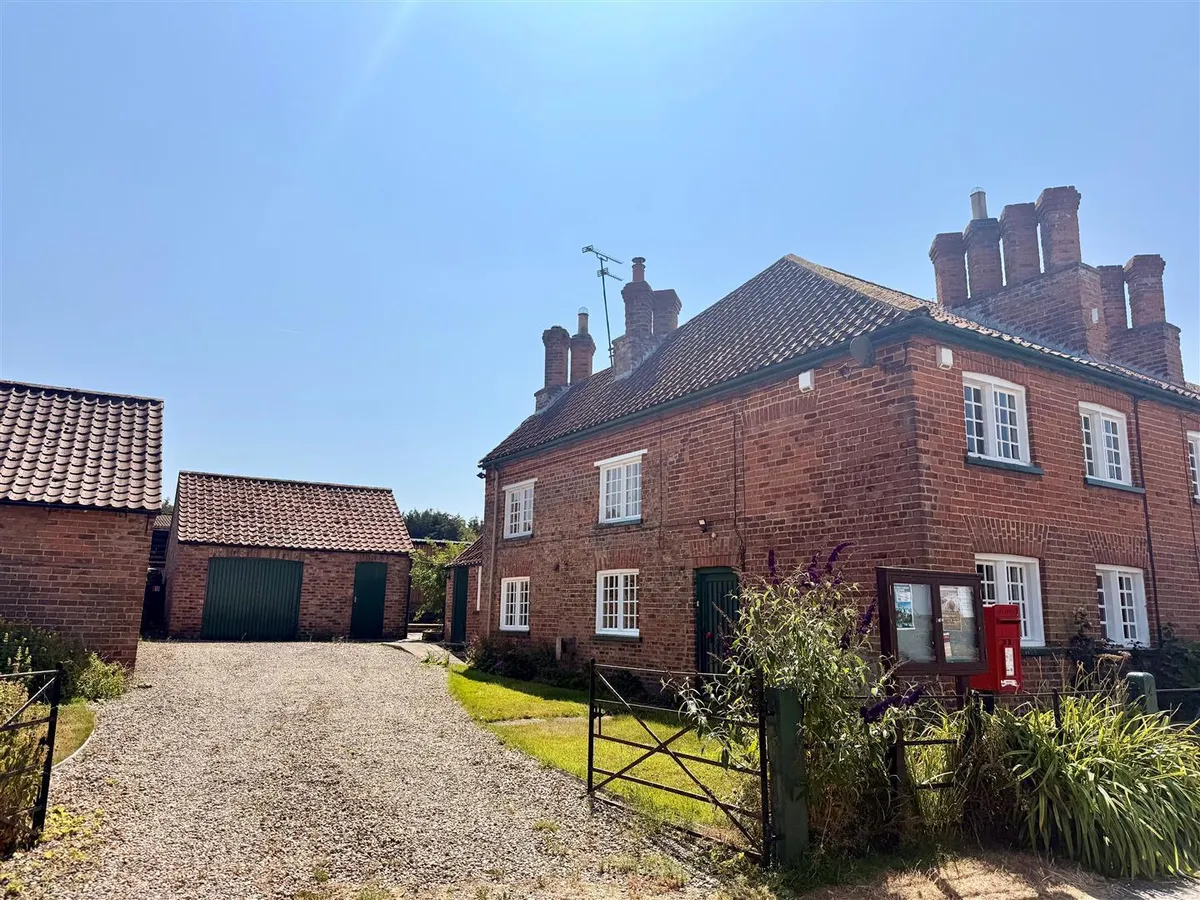 House Post Office Row in Bilton-in-Ainsty