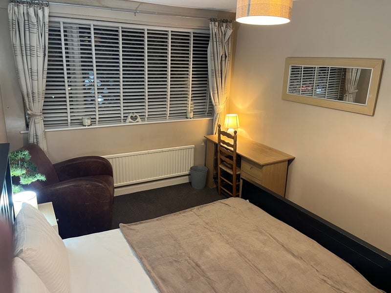 Room Beech Road in Trafford
