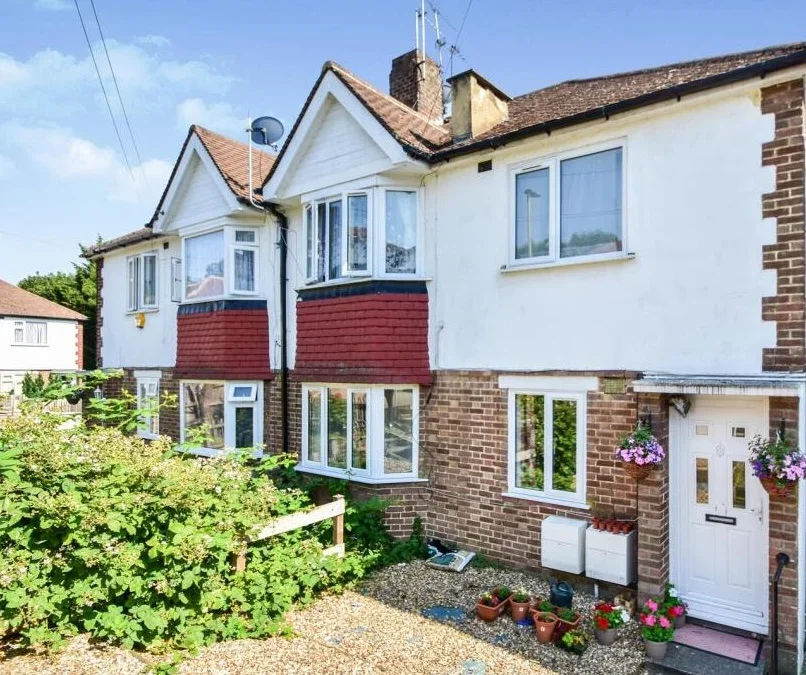 Flat Cardrew Close in Greater London
