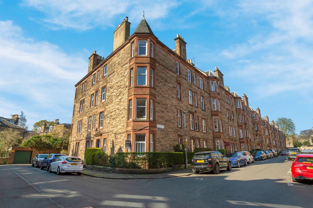 House Springvalley Terrace in City of Edinburgh
