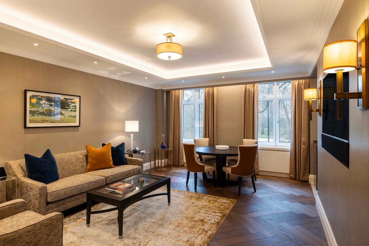 Flat South Street in City of Westminster