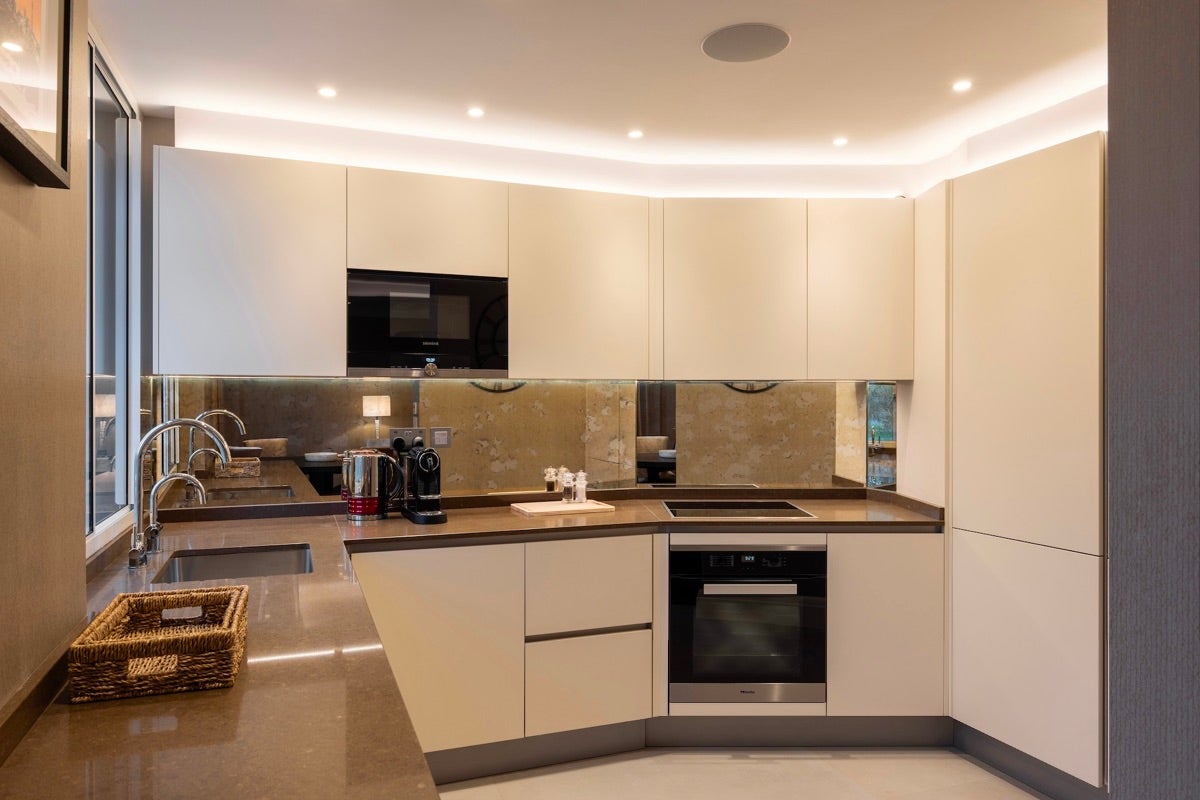 Flat South Street in City of Westminster