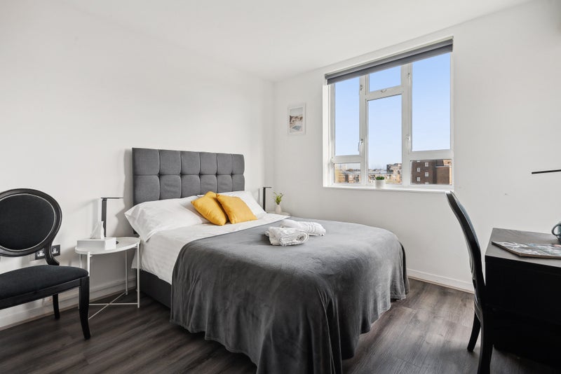 Room Patmore Street in Greater London