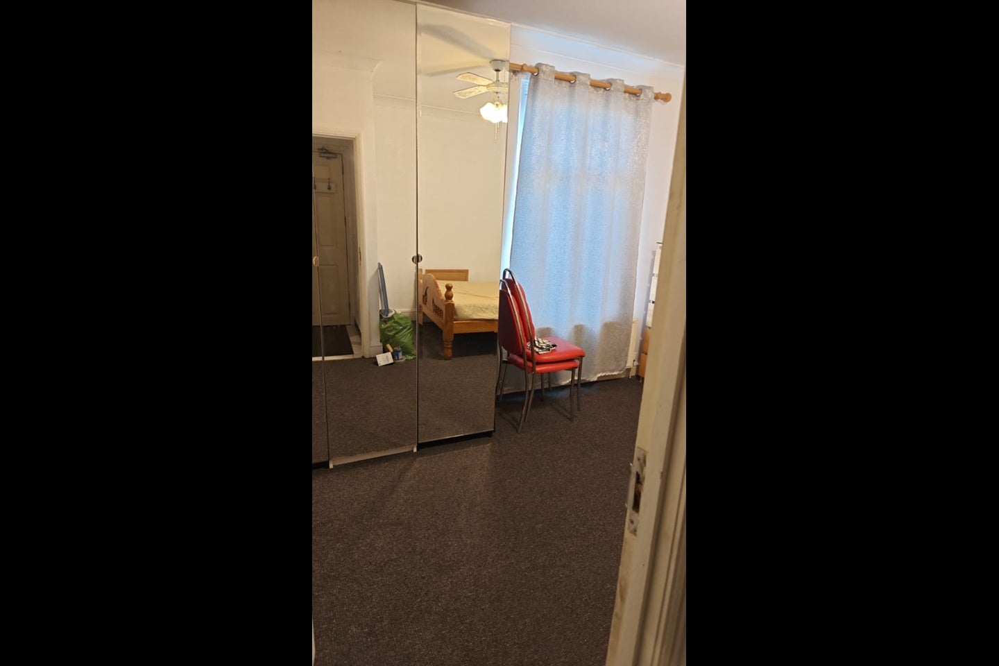Room Ayloffs Walk in Greater London