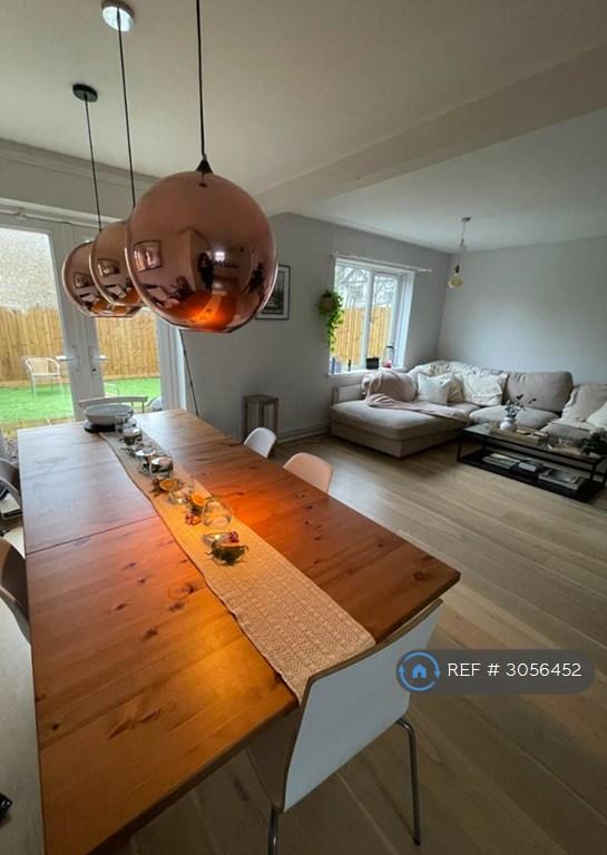 House Millson Close in Greater London