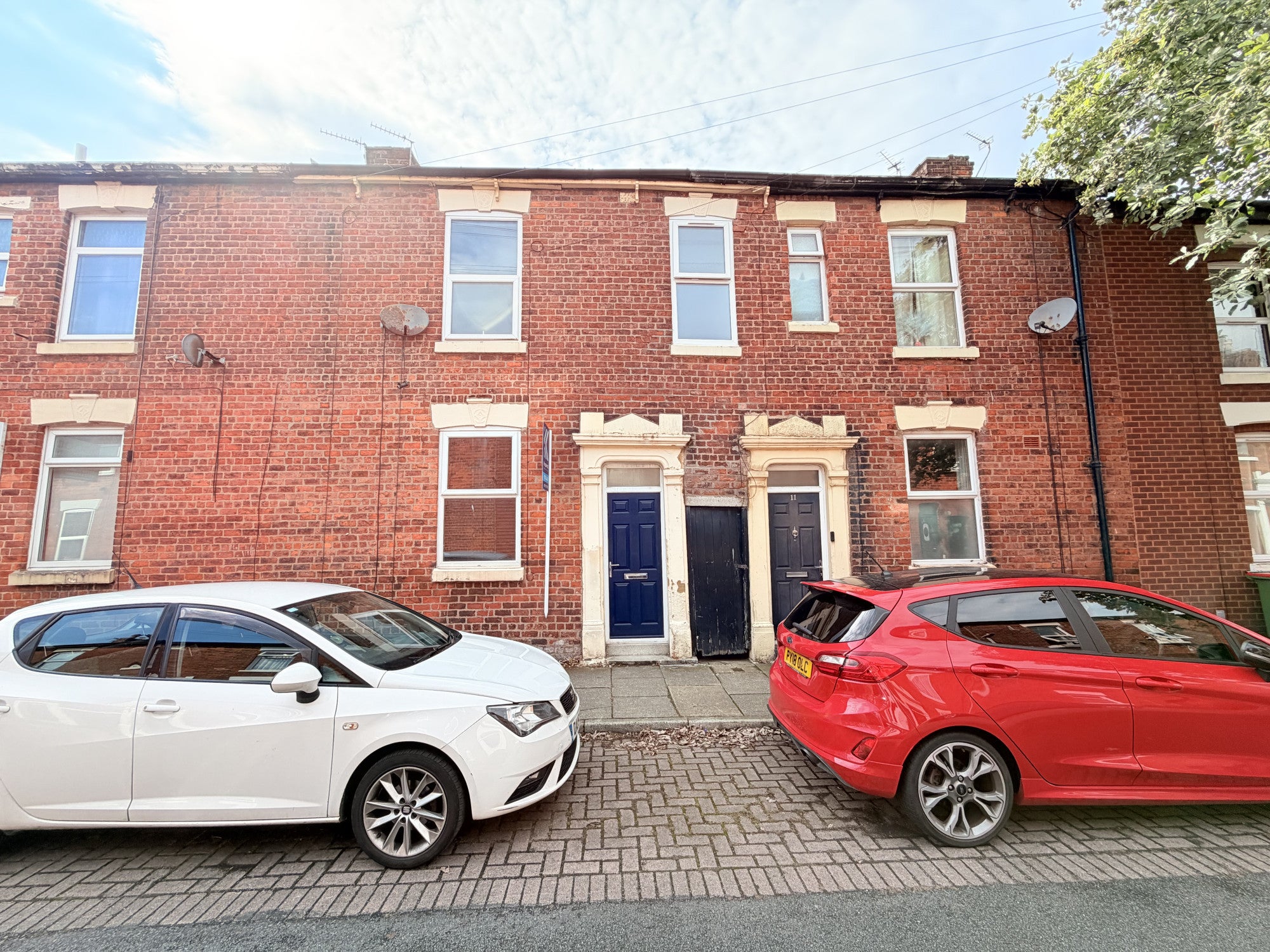 Flat Otway Street in Preston