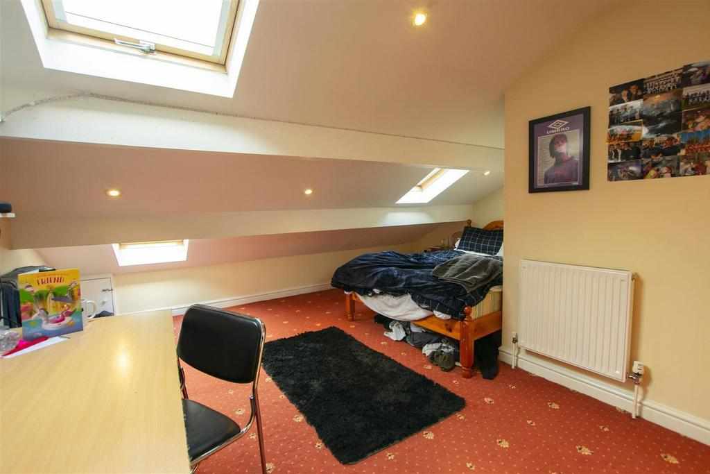 Flat Heeley Road in Birmingham