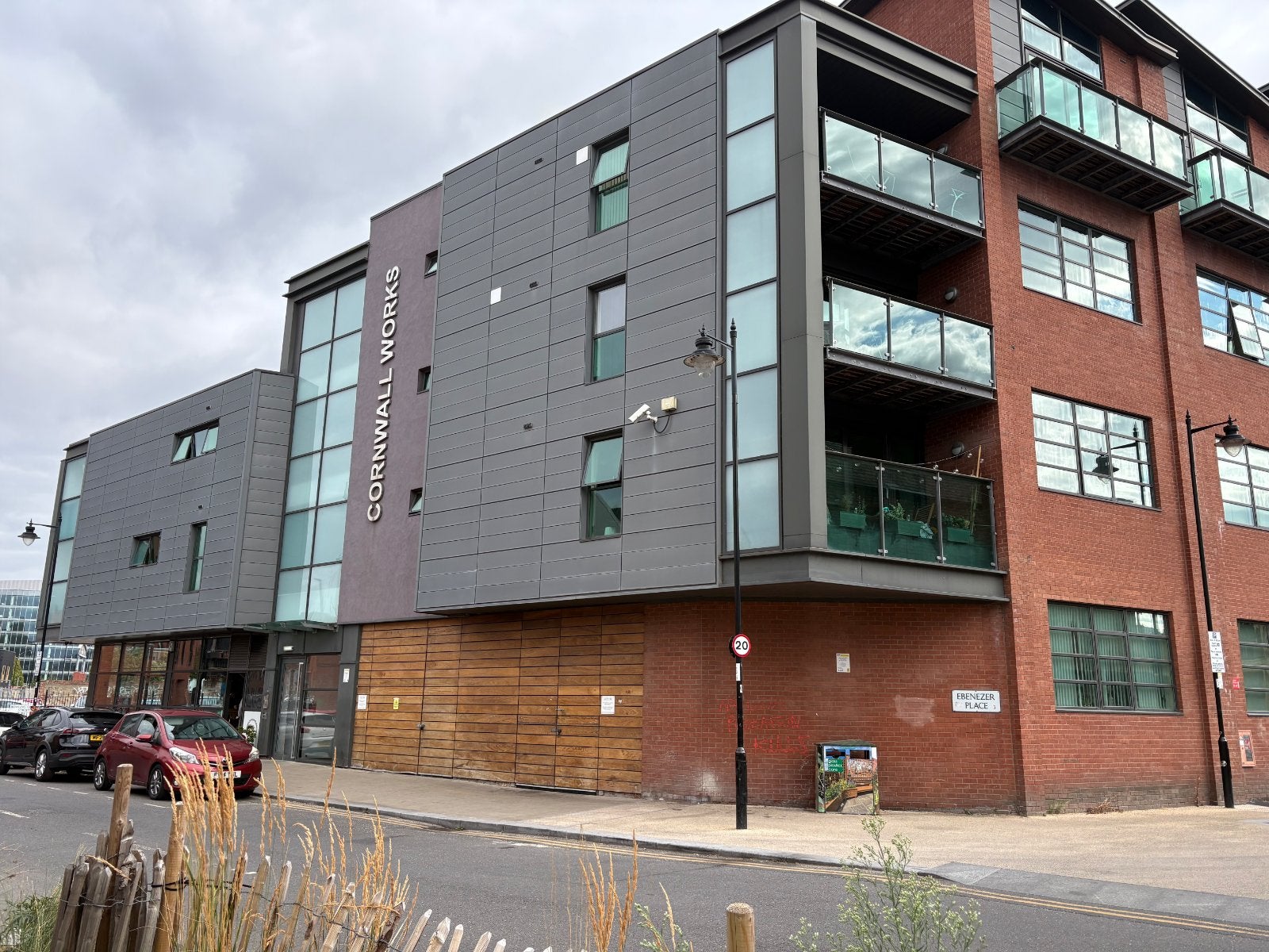 Flat Russell Street in Sheffield