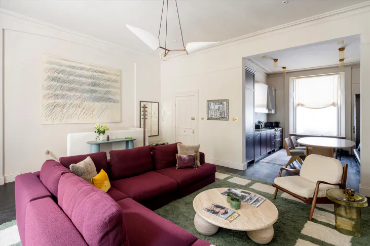 Flat Ladbroke Gardens in Greater London