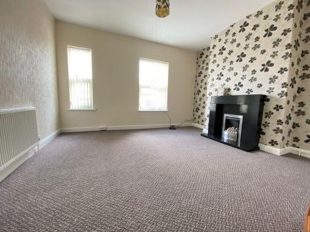 Flat Dimsdale Parade East in Newcastle-under-Lyme