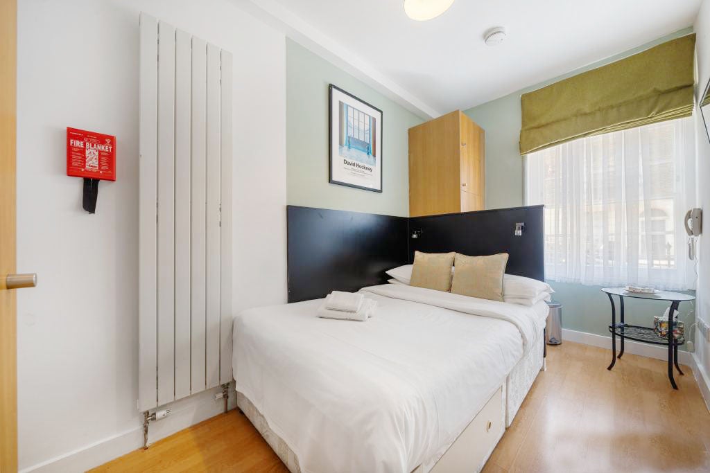 Flat North Gower Street in Greater London