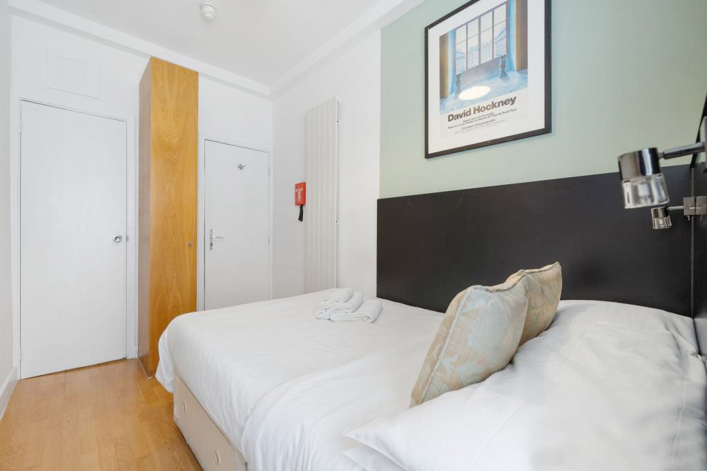 Flat North Gower Street in Greater London