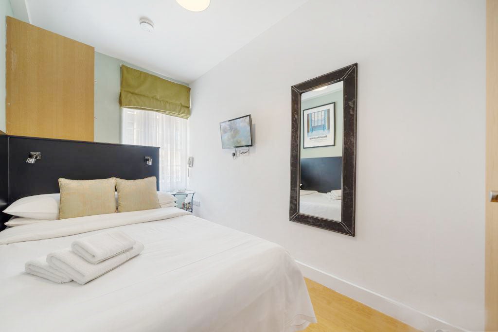 Flat North Gower Street in Greater London