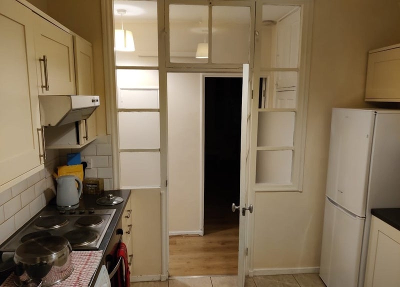 Room Alderney Street in City of Westminster