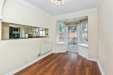 House Nine Acres in Slough