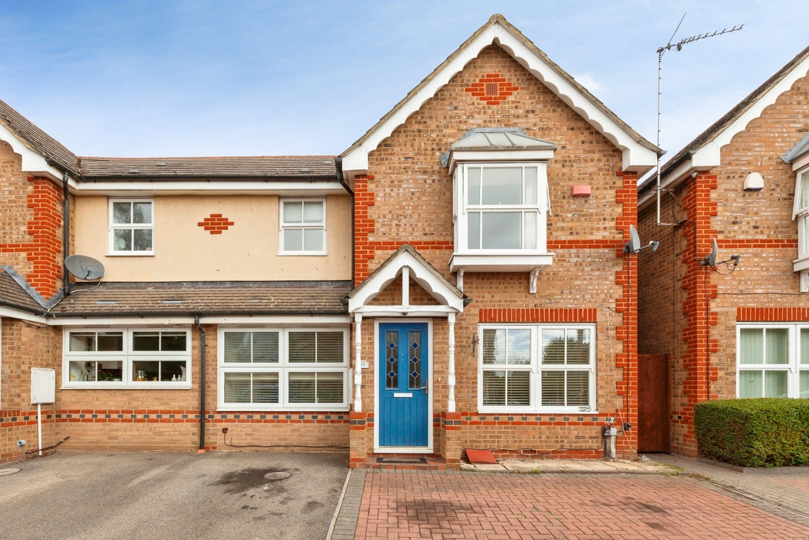 House Nine Acres in Slough