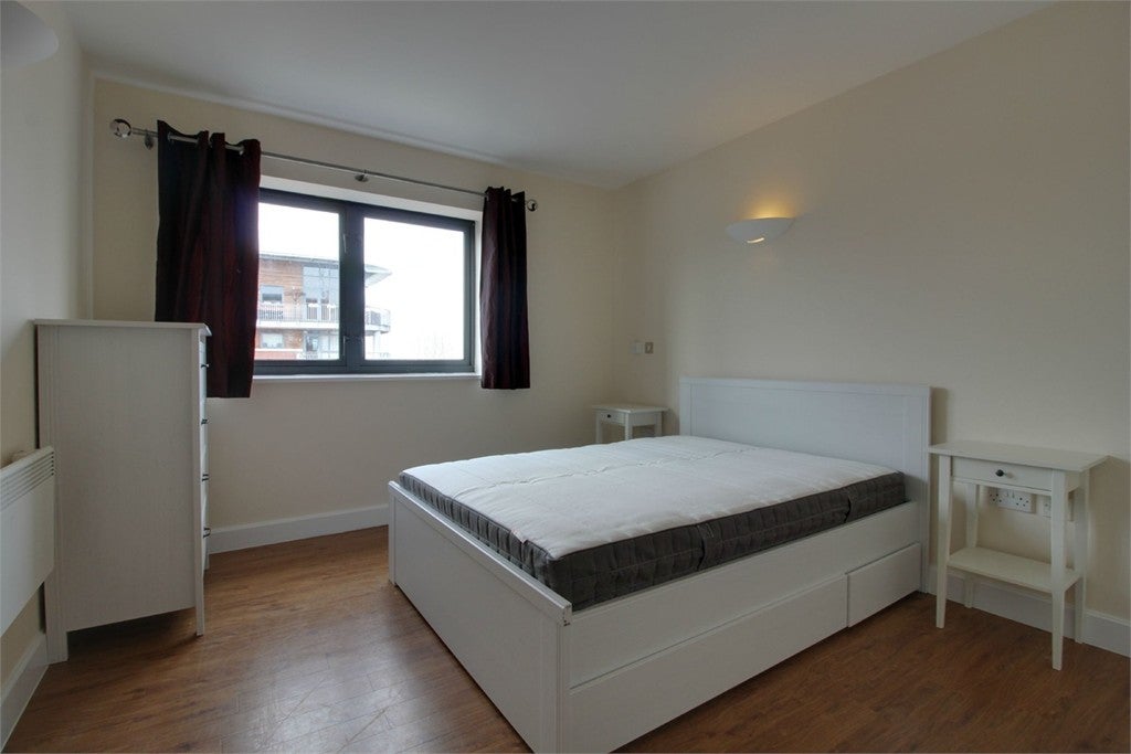 Flat Graston Close in Birmingham