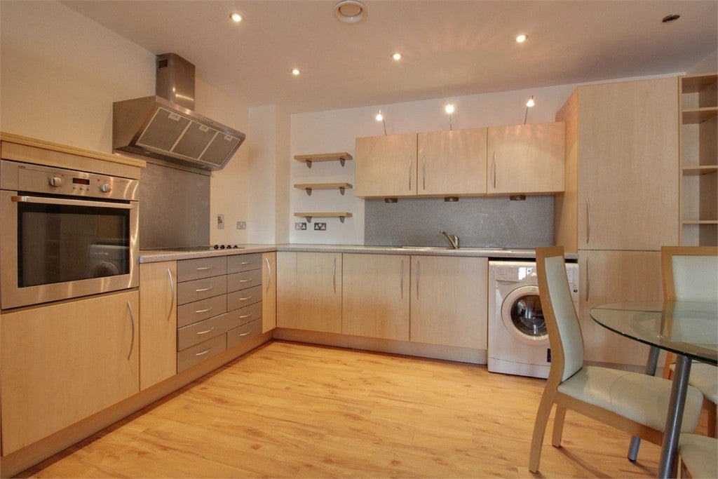 Flat Graston Close in Birmingham