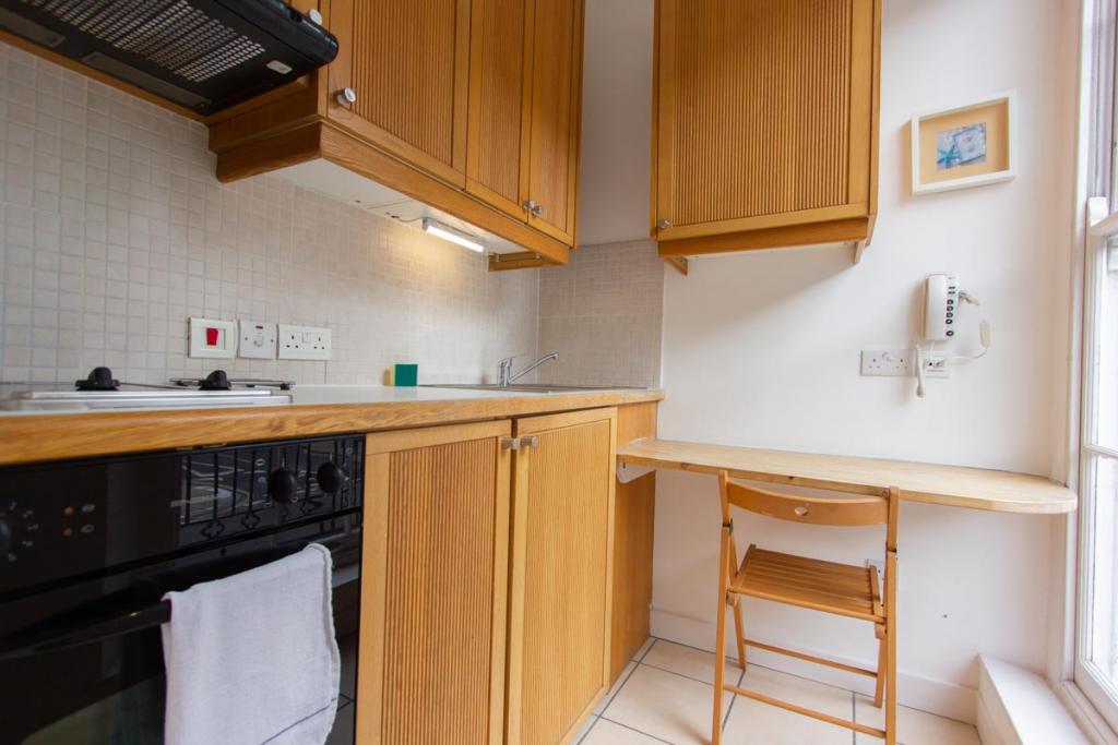 Flat North Gower Street in Greater London