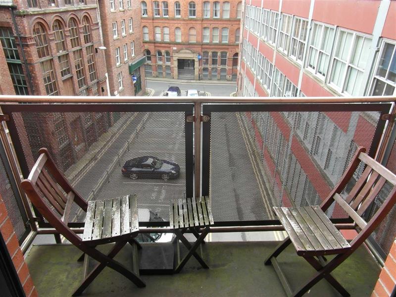 Flat Roman Entry in Manchester