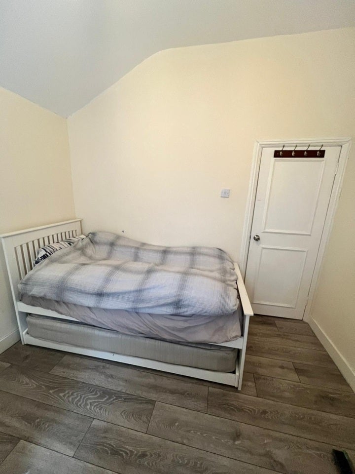 Flat Great West Road in Greater London