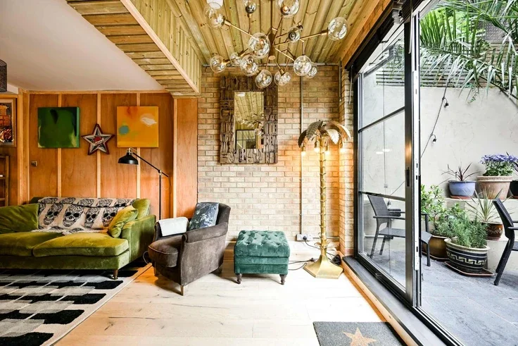 Flat Westbourne Park Road in Greater London