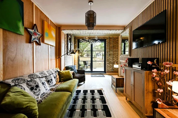 Flat Westbourne Park Road in Greater London