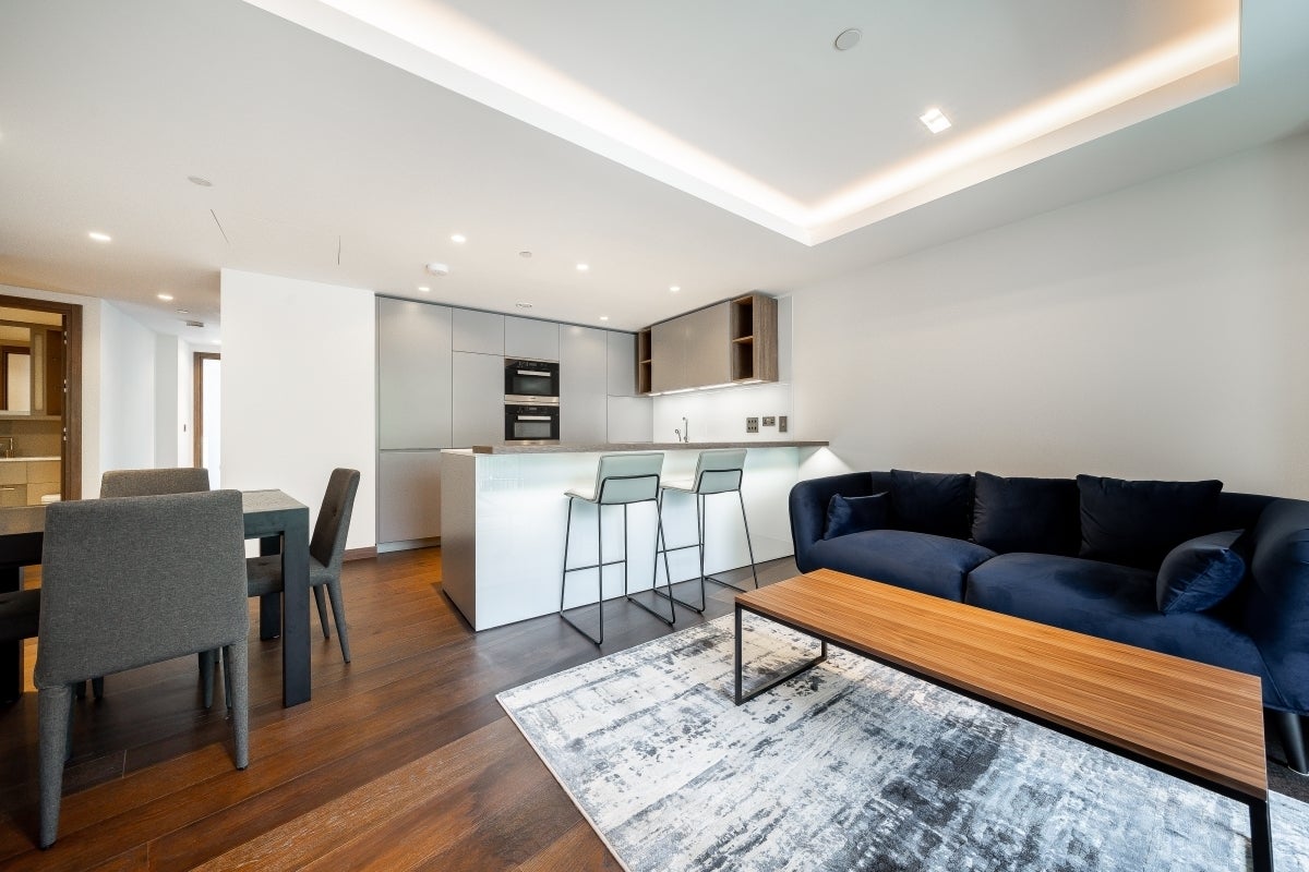 Flat Harrow Road in City of Westminster