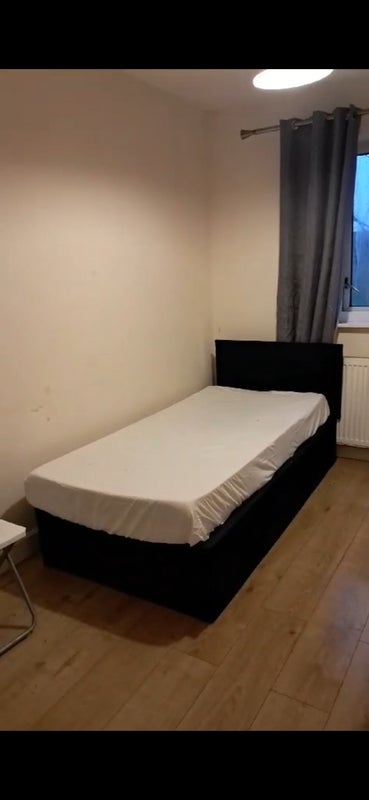 Room Dunsheath in Telford