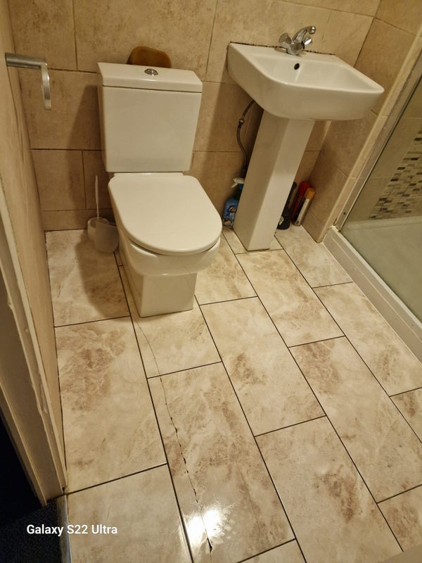 Room Dunsheath in Telford