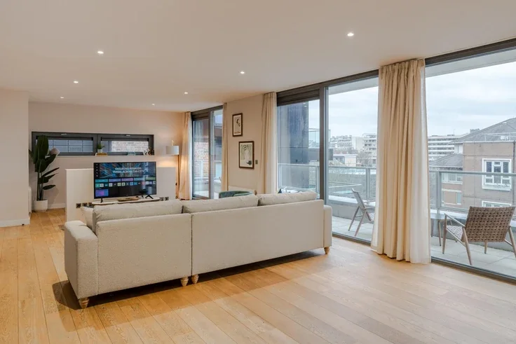 Flat Northdown Street in Greater London