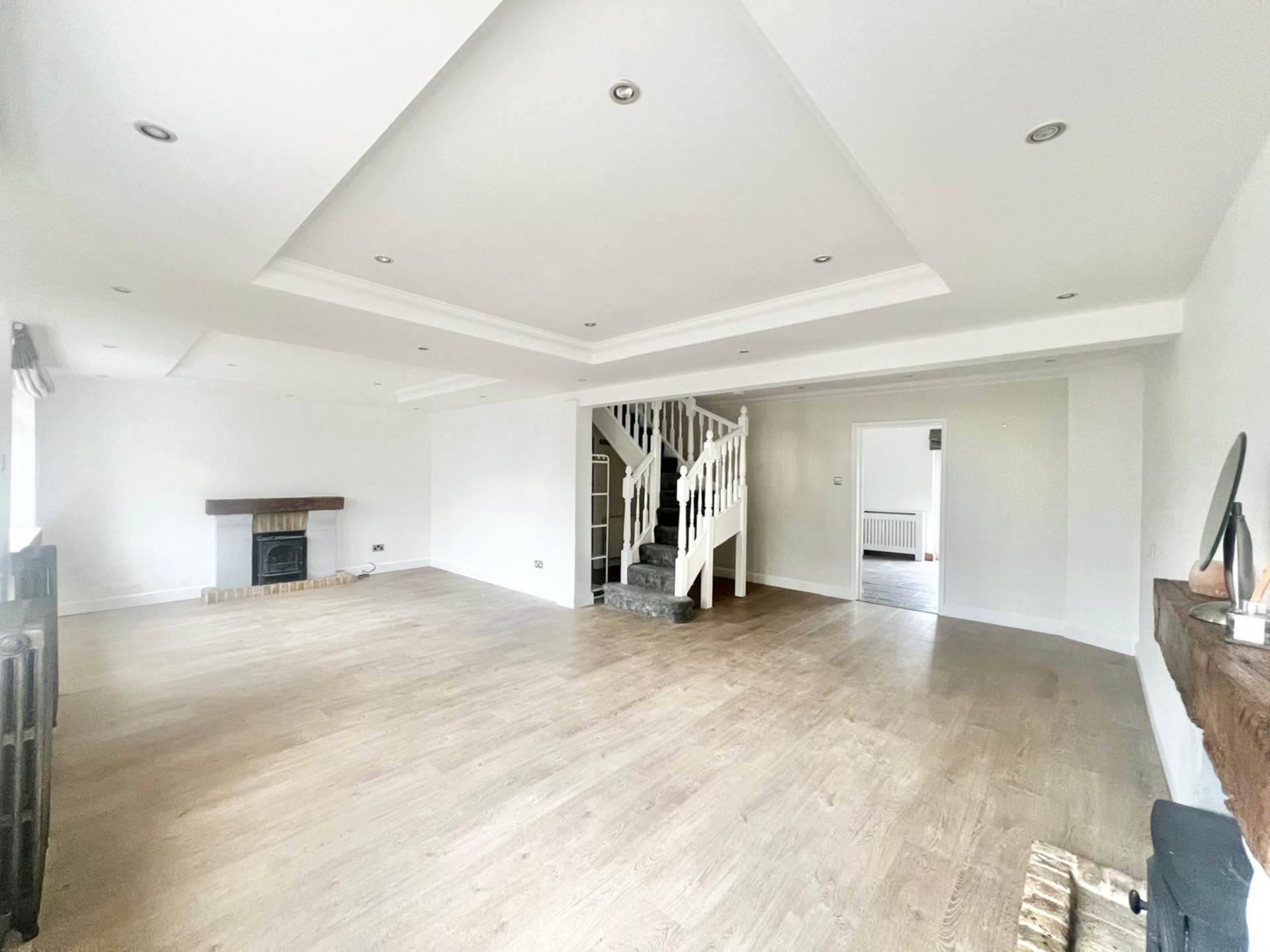 House Cromwell Road in Brentwood