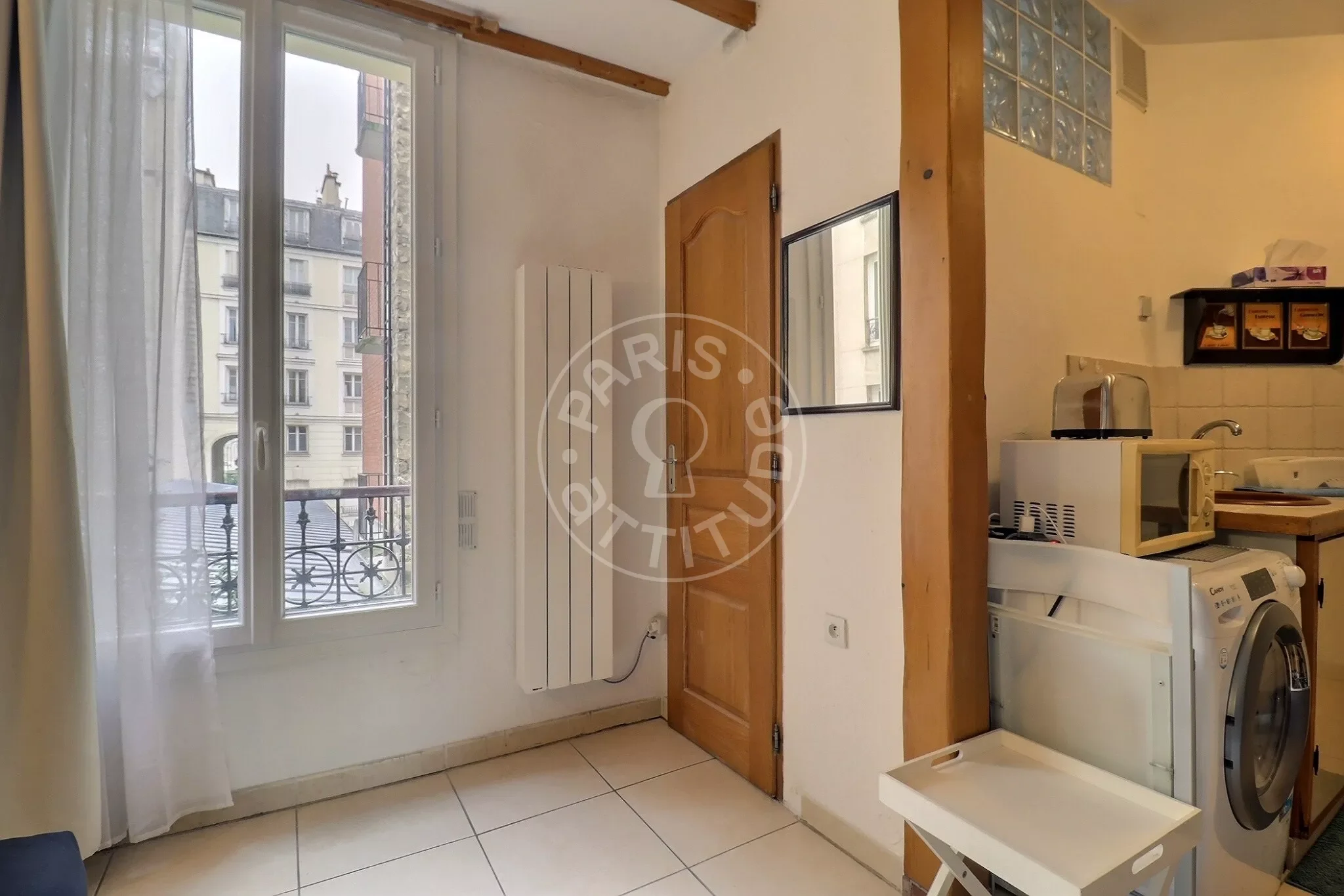 Flat Rue de la Convention in Paris