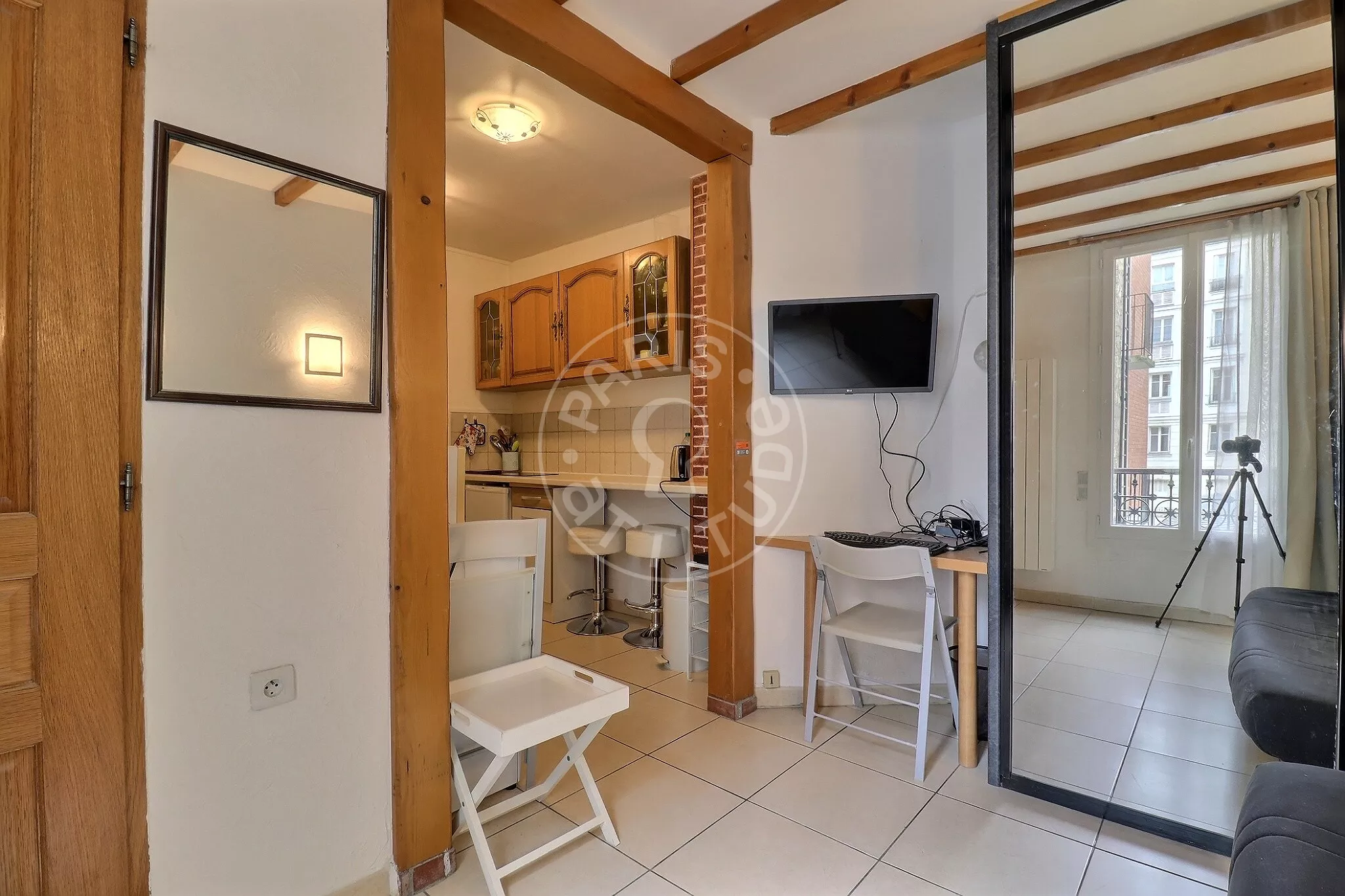 Flat Rue de la Convention in Paris