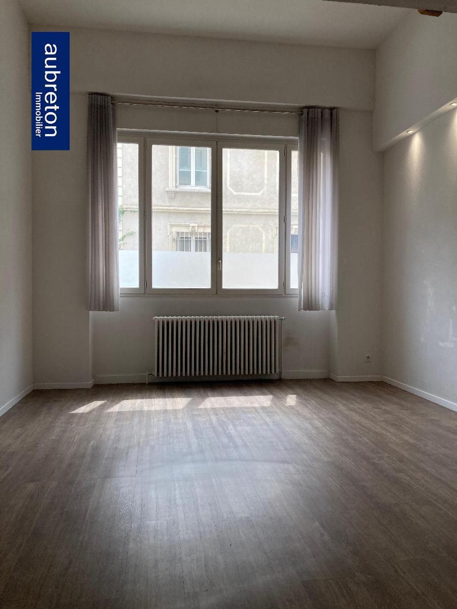 Flat Rue Augereau in Grenoble
