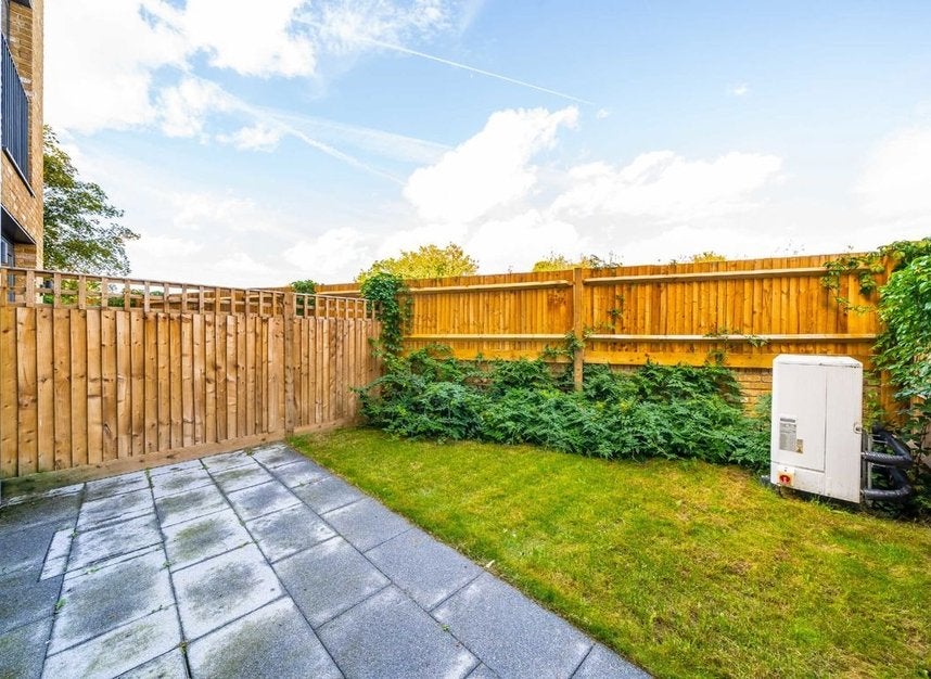 House Bryanston Close in Greater London