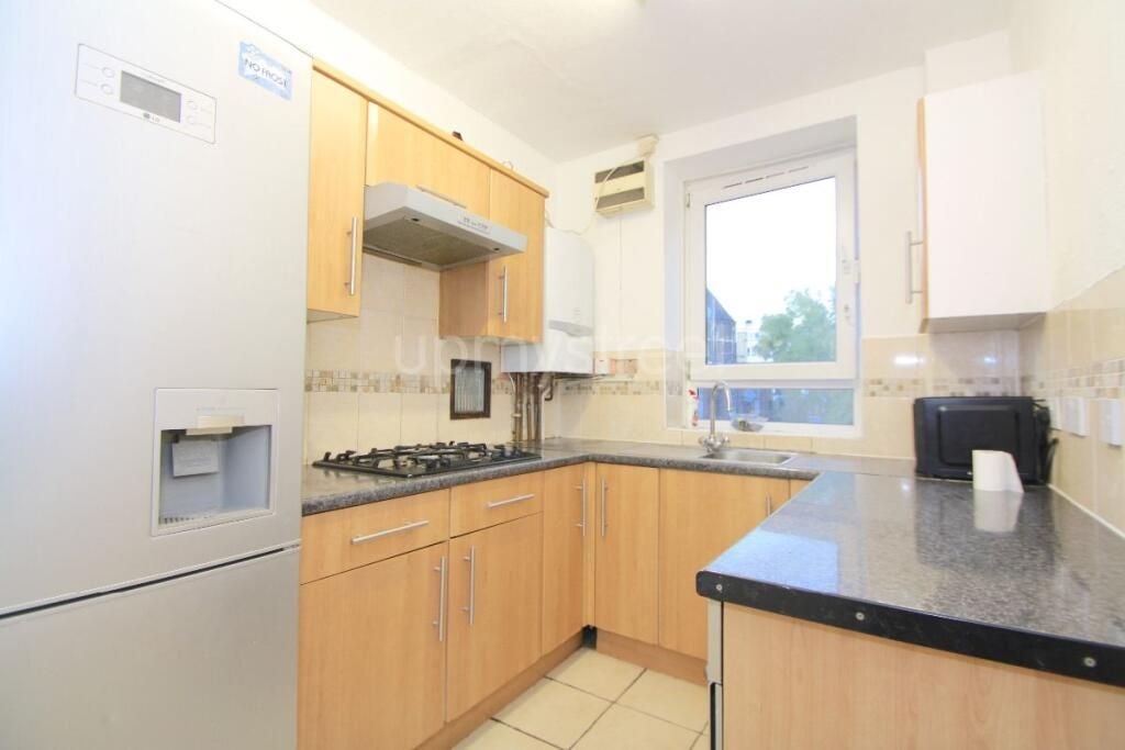 Flat Prince of Wales Road in Greater London
