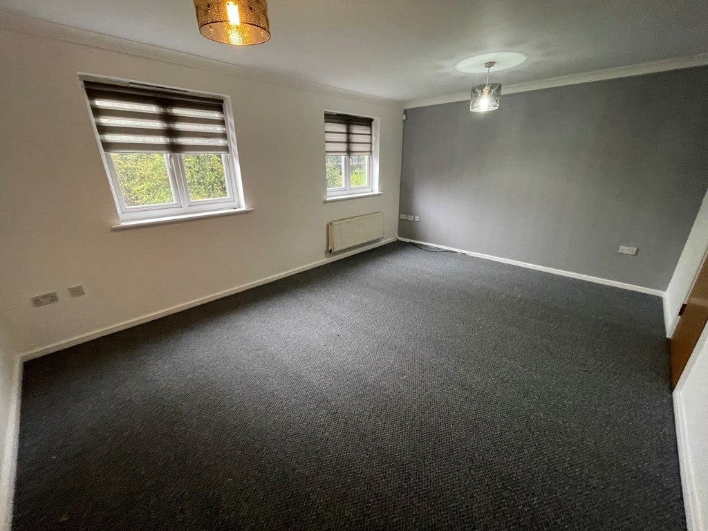 House Langbourne Close in Bolton
