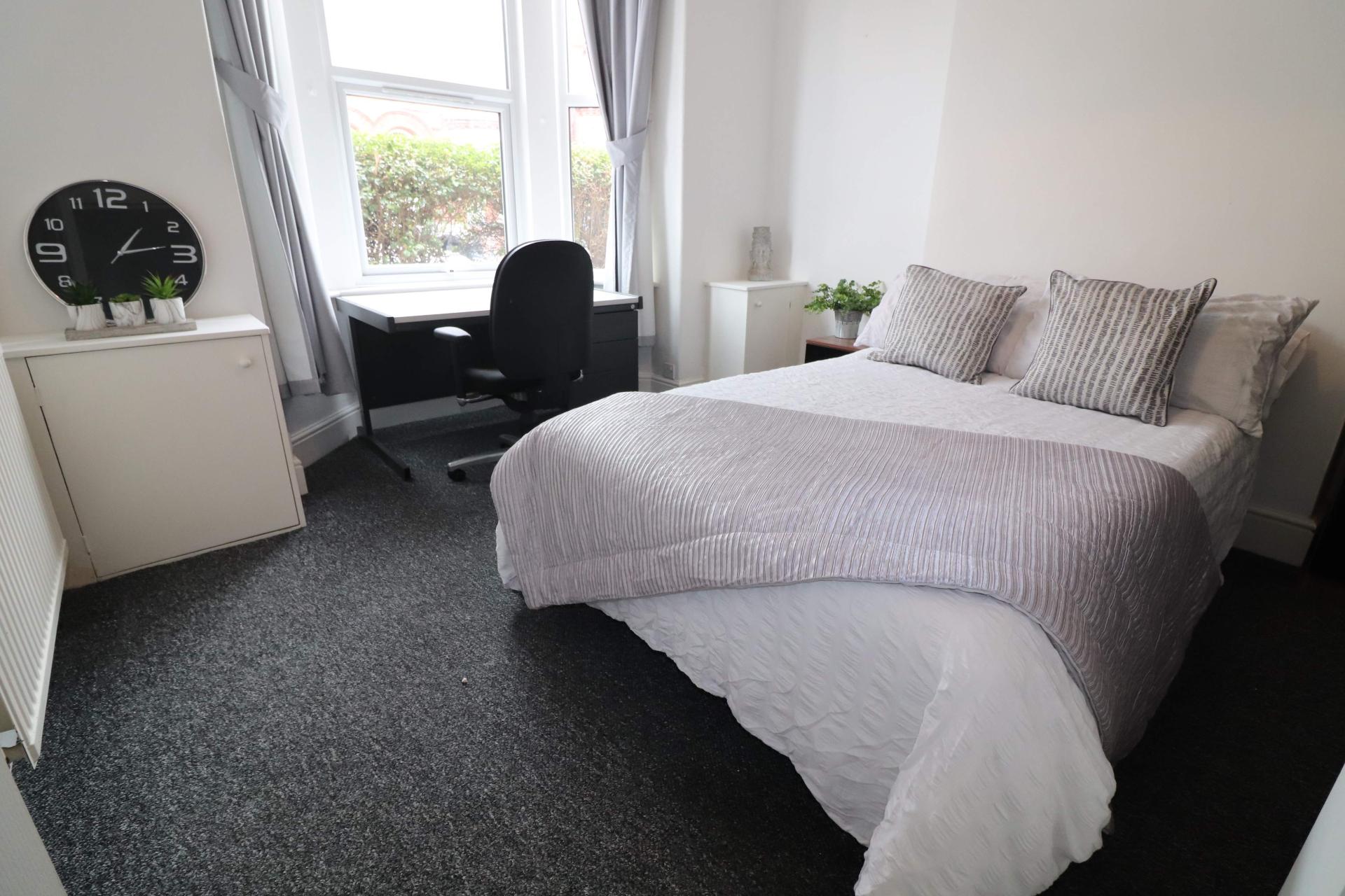Room West Lorne Street in Chester