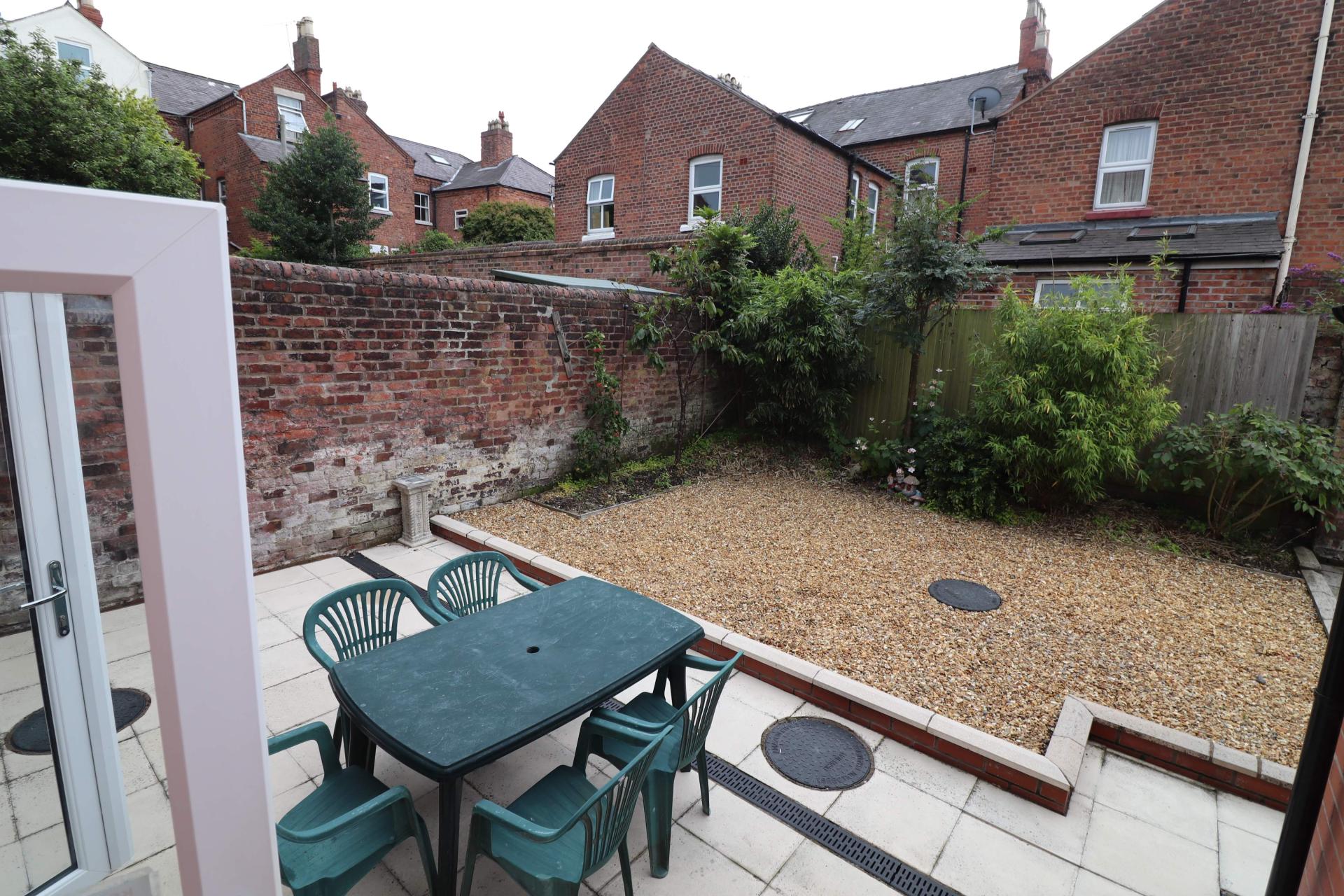 Room West Lorne Street in Chester