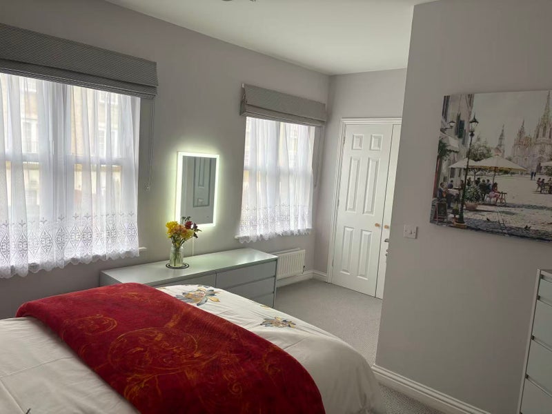 Room Burdock Court in Maidstone