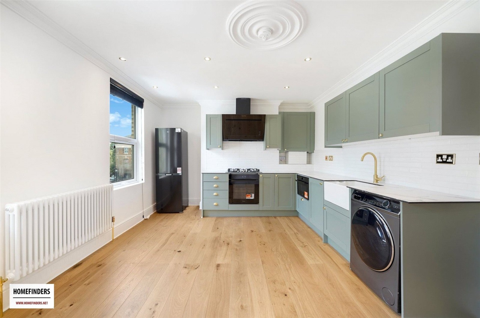Flat Beatty Road in Greater London