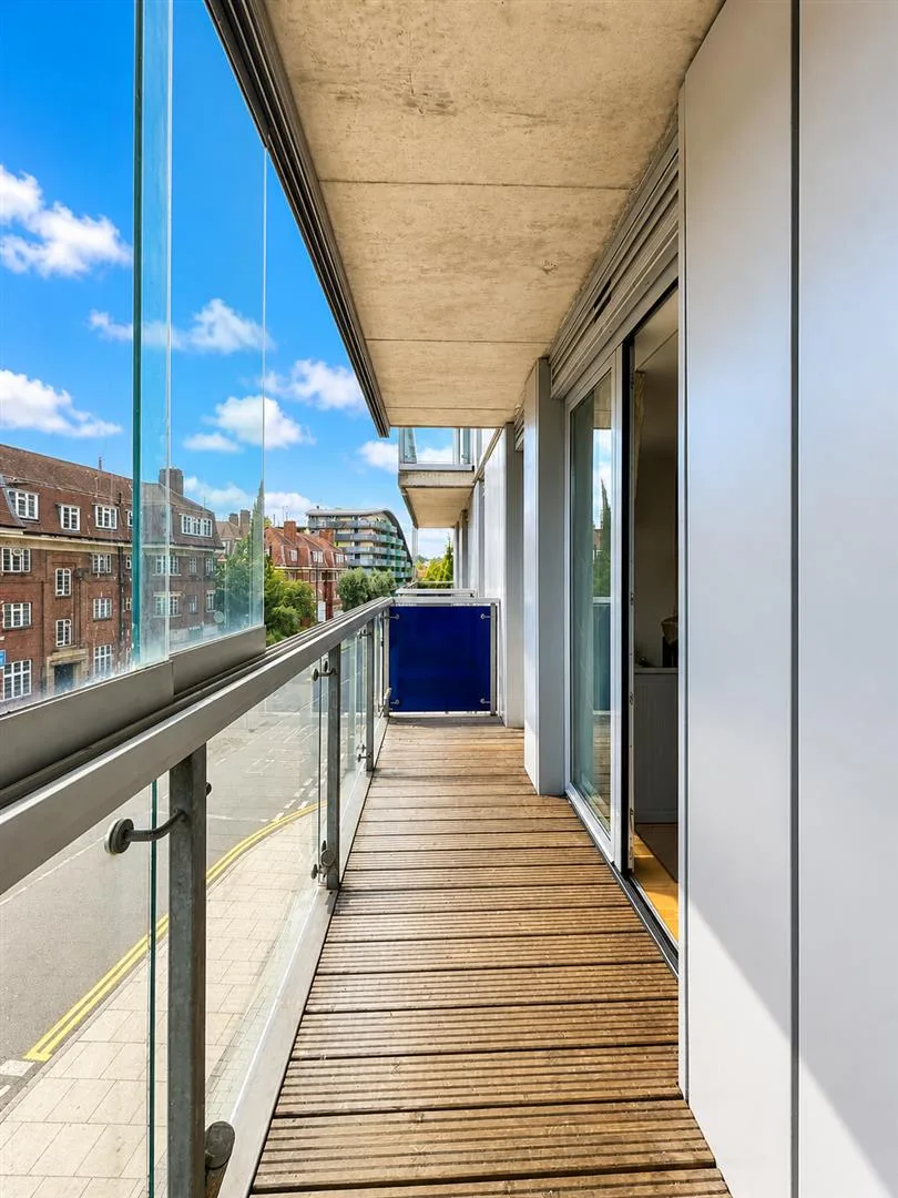 Flat Stadium Way in Greater London