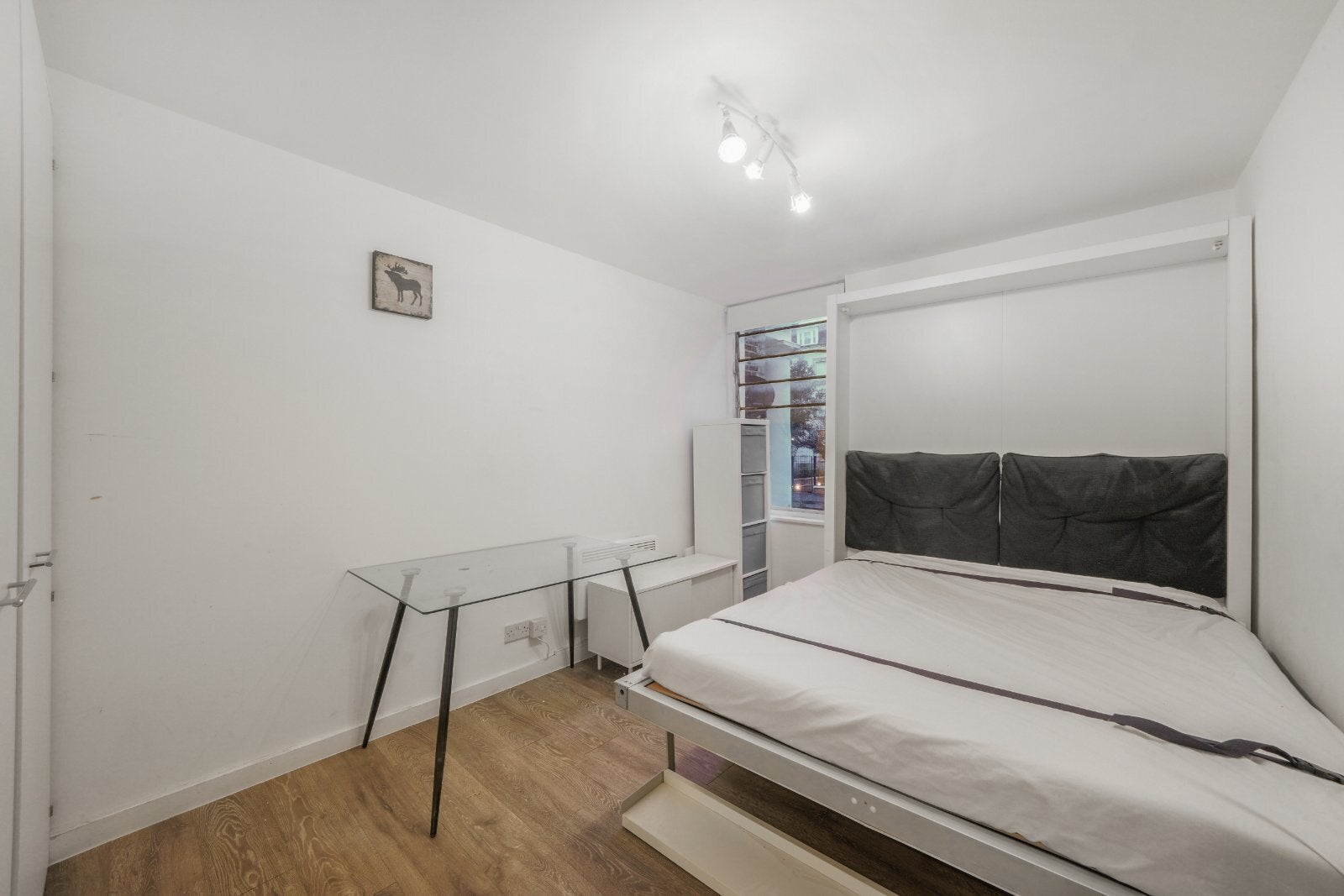 Flat Marlborough Place in City of Westminster