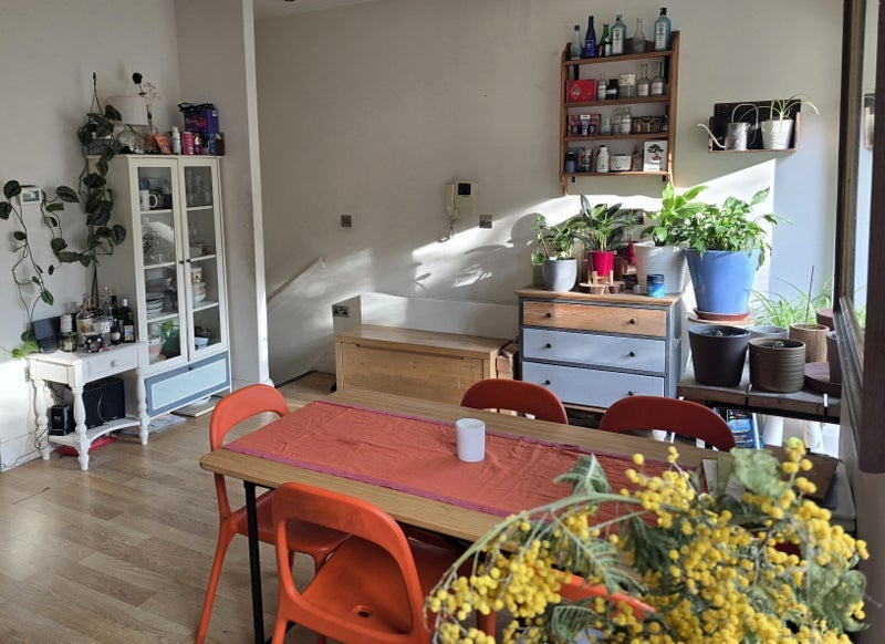 Flat Blackstock Road in Greater London