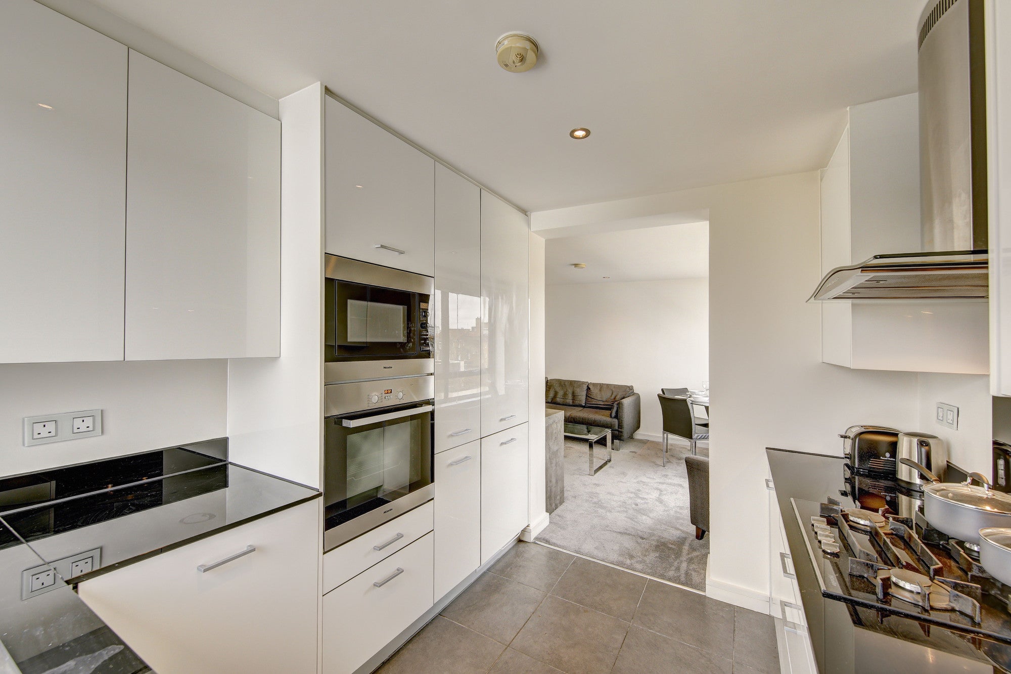 Flat Fulham Road in Greater London