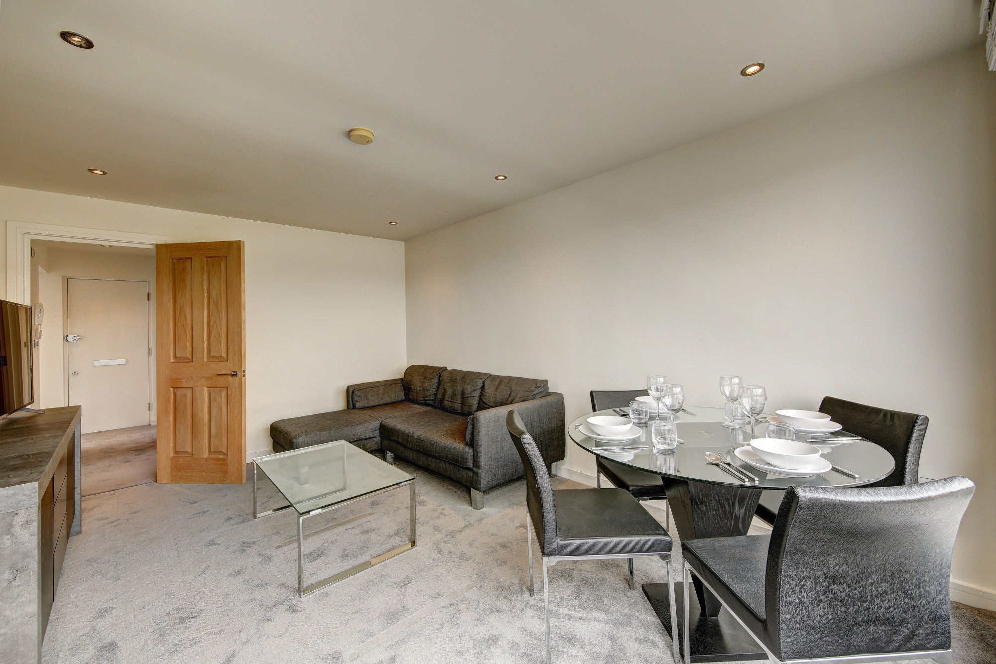Flat Fulham Road in Greater London