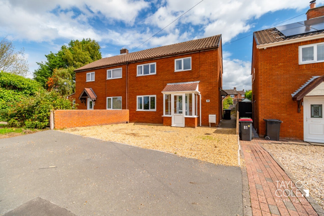 House Barn Close in North Warwickshire